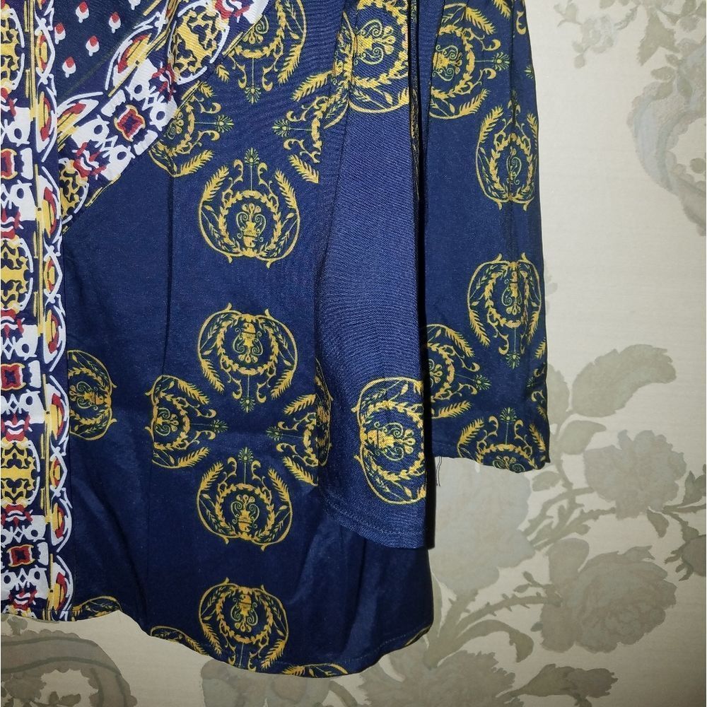 Beautiful Boho Blouse with Bell Sleeves🌟 - Picture 3 of 6